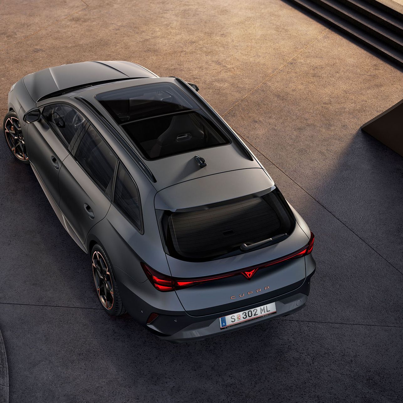 CUPRA Leon kombi felülnézetből