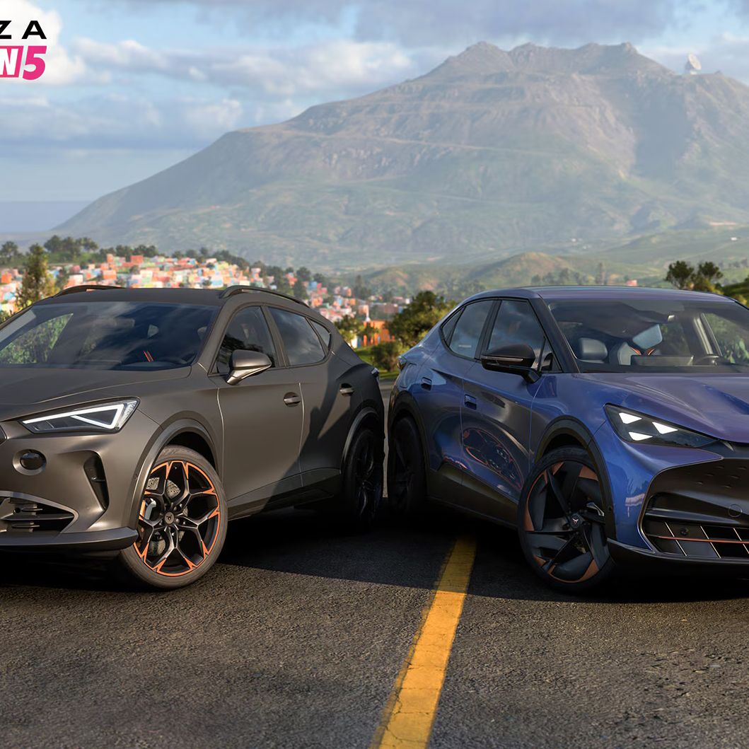 Forza Horizon 5 felirattal egy plakát amin 2 cupra modell áll egymás mellett