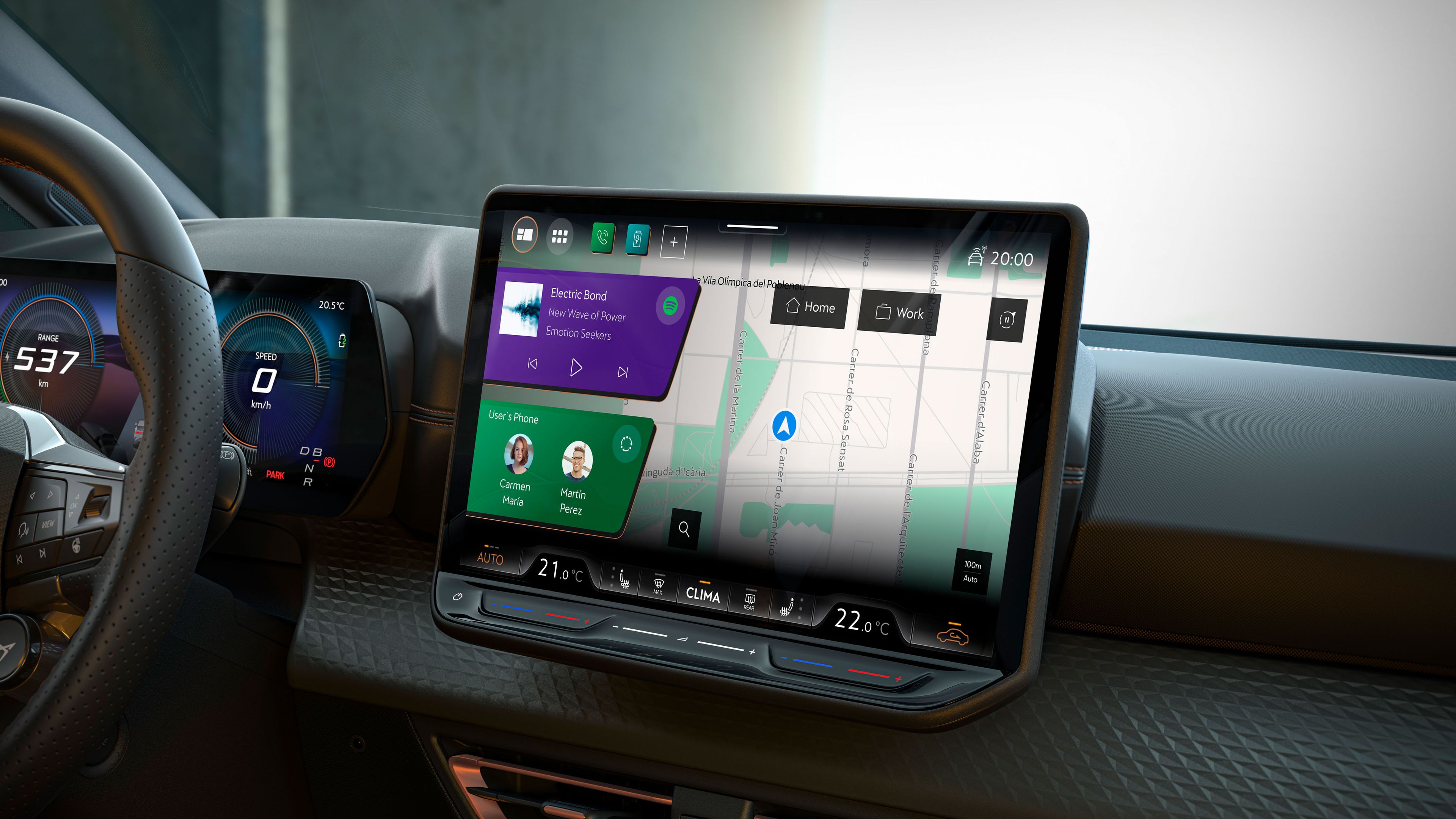 Innenansicht des CUPRA Born mit Digital Cockpit. Das Display zeigt eine Karte zum Navigieren.